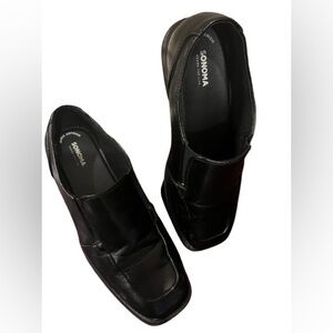 Sonoma (Kohl’s) slip on dress shoe - size 7.